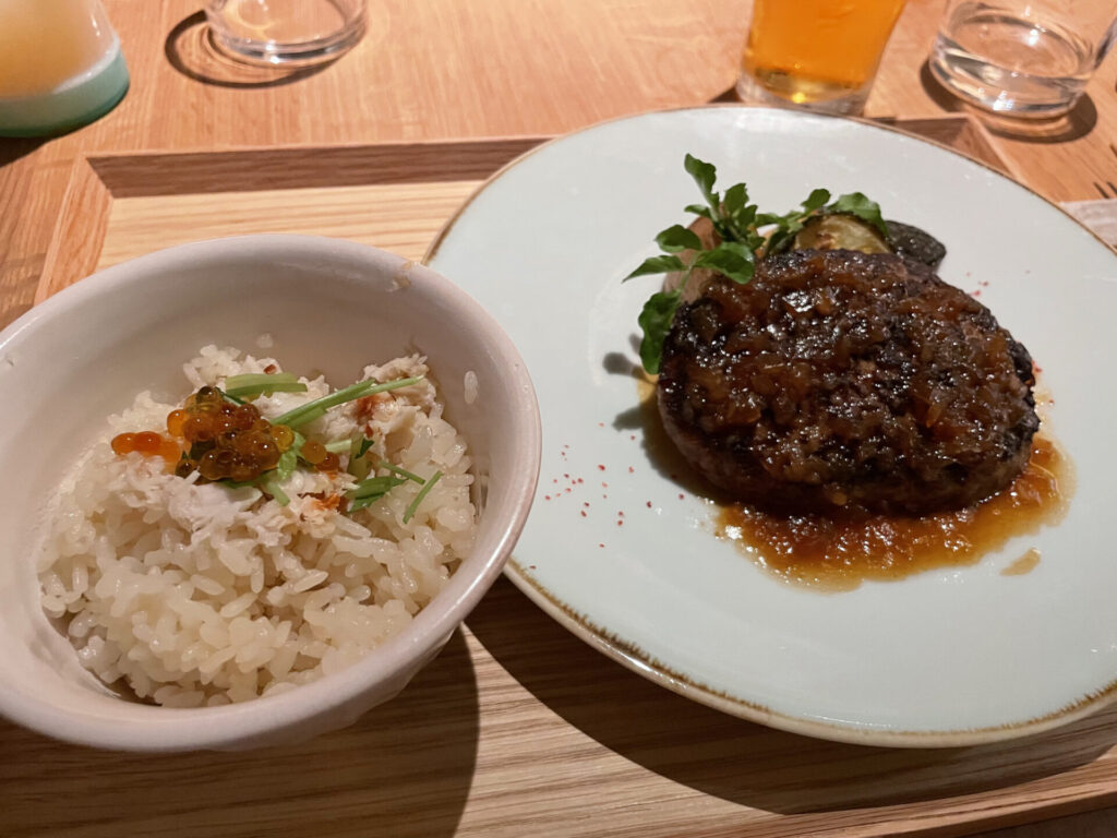 メイン