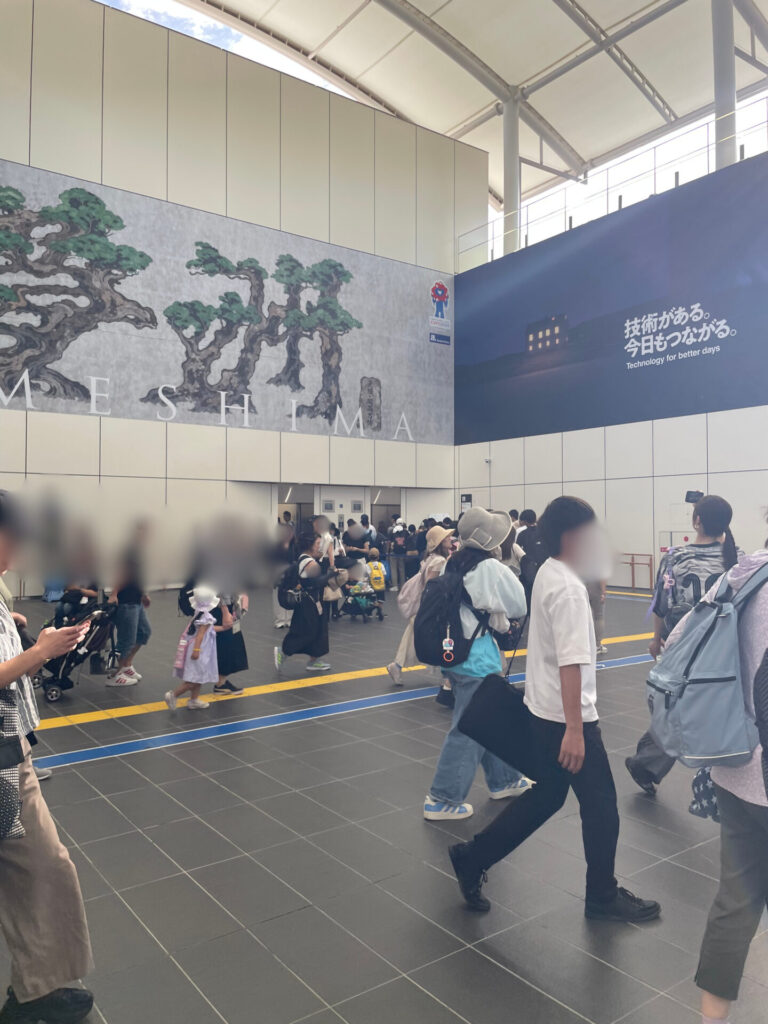 朝の夢洲駅